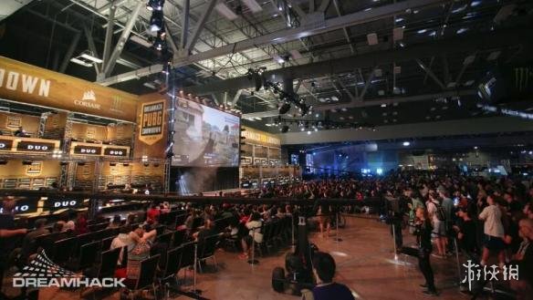 和球迷的支 和球迷的支